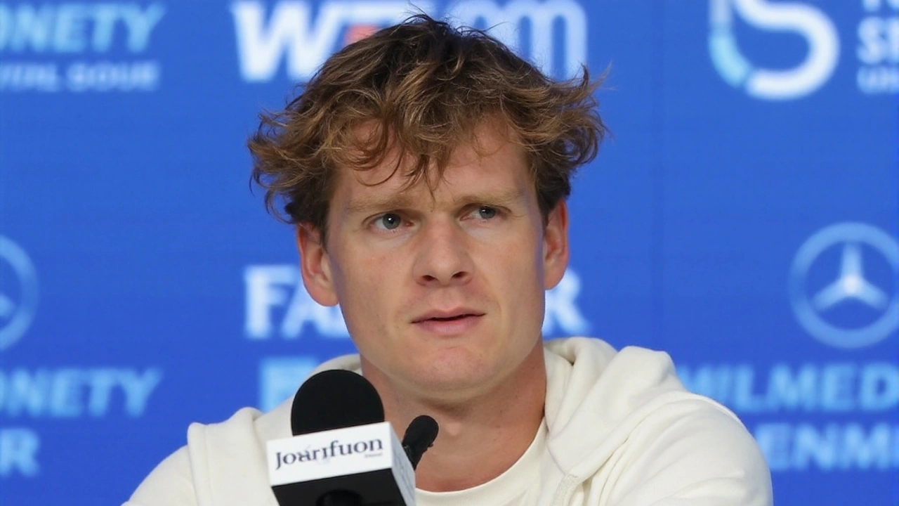 Jannik Sinner Pushes Back on Roger Federer's Court‑Surface Claims at China Open